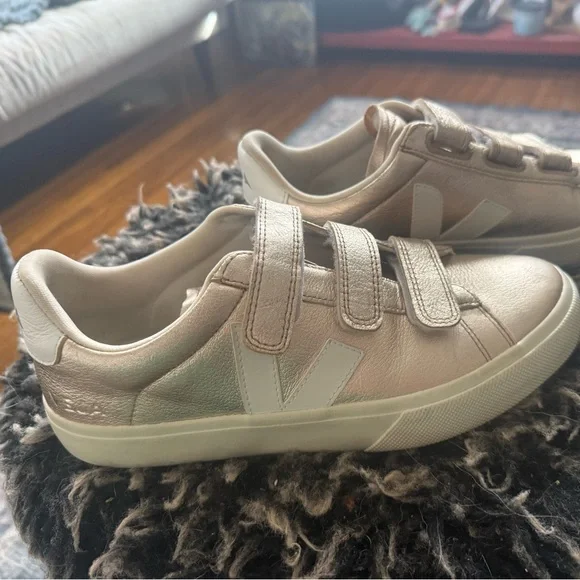 Veja ChromeFree Recife Sneakers - Picture 7 of 12